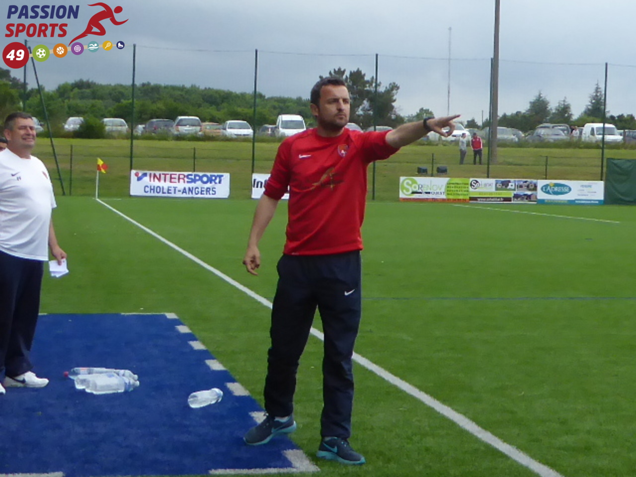 Julien SOURICE (entraîneur Saumur OFC) s'attend à un match compliqué face aux Vendéens du Poiré-sur-Vie VF.