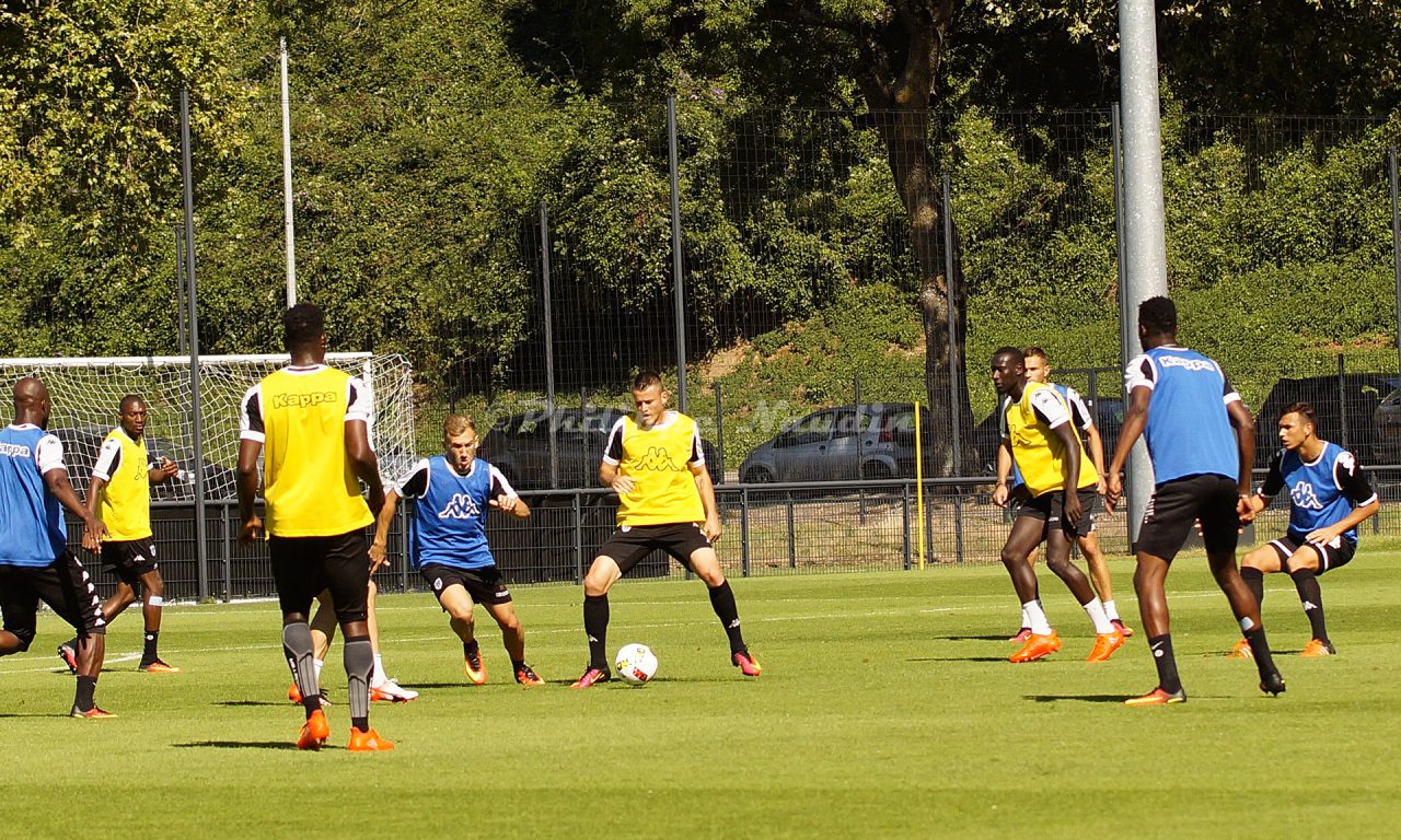 Dernier entraînement avant la reprise du championnat Ligue 1 pour Angers SCO.