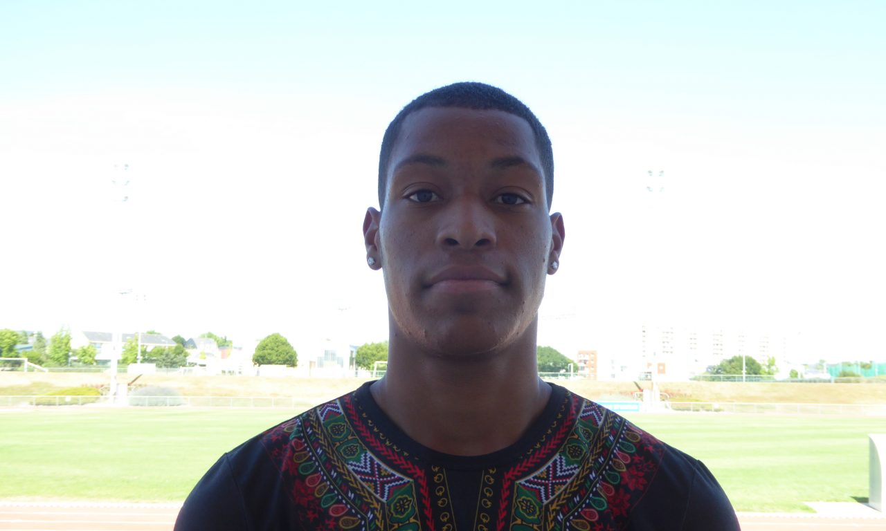 Mes objectifs sont de prendre du plaisir sur le terrain et de jouer un maximum de matchs.