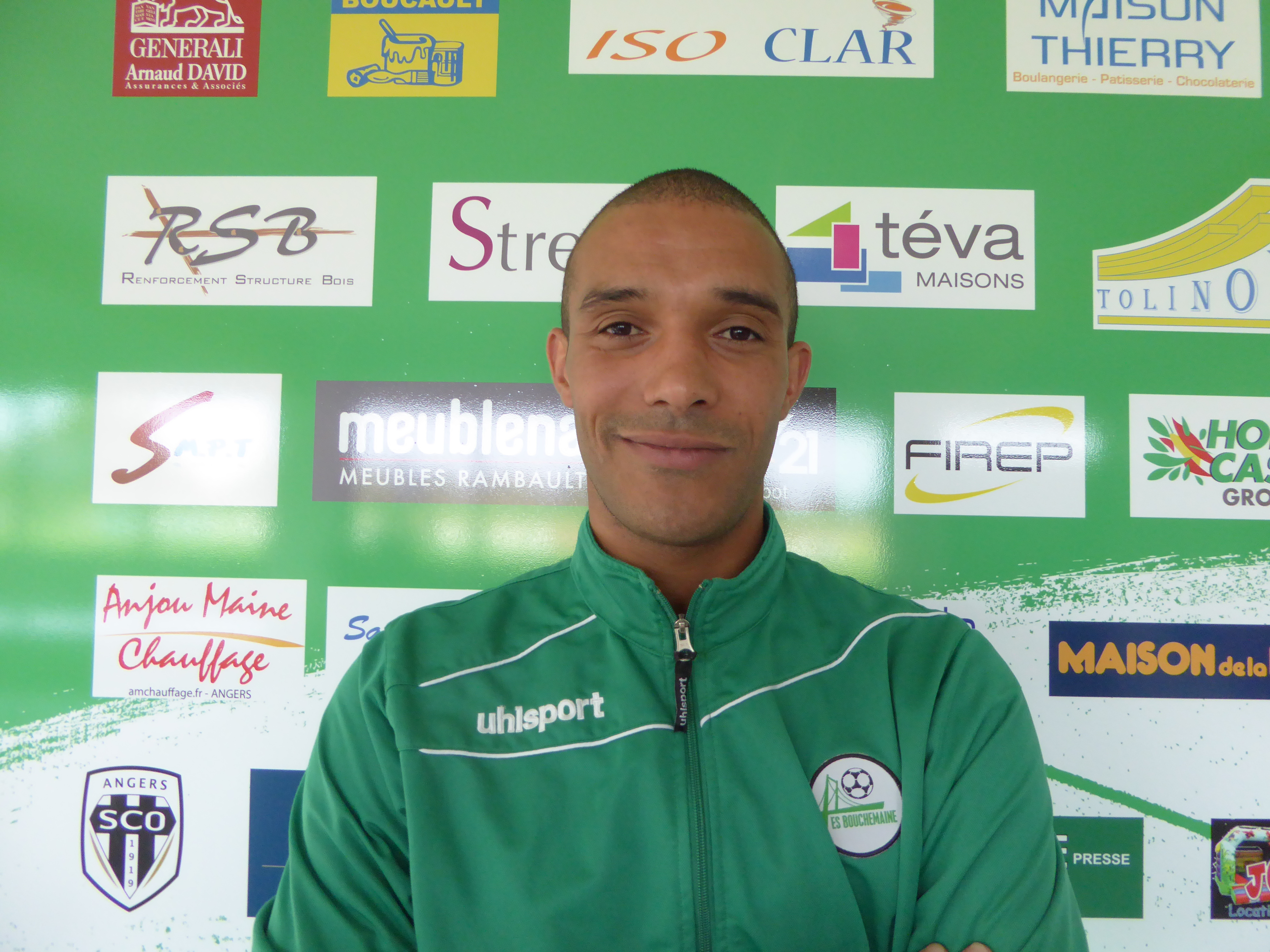 Stani LAROCHELLE, l'entraîneur de l'équipe réserve de l'ES Bouchemaine.