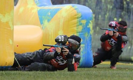 Reportage sur le paintball sportif à Angers, avec le club WEST HEAD.