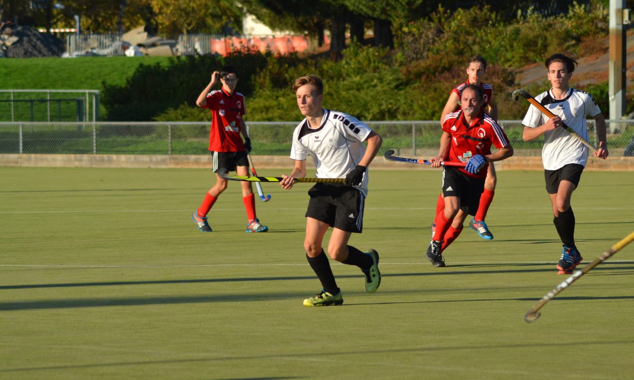 Le SCO remporte leur deuxième victoire en deux matchs à Carquefou (2-0).