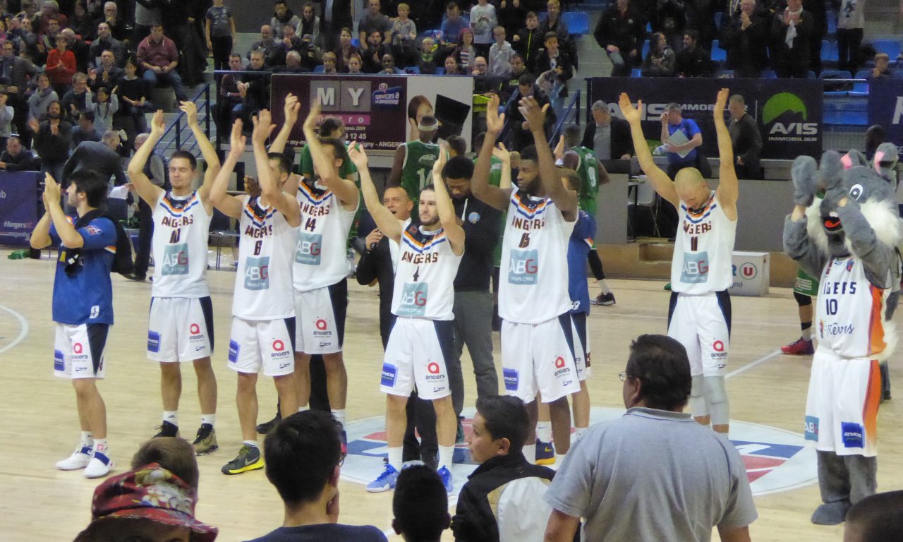 NM1 (9e journée) : Angers Basket Club fait la passe de six en allant battre GET Vosges (81-72).