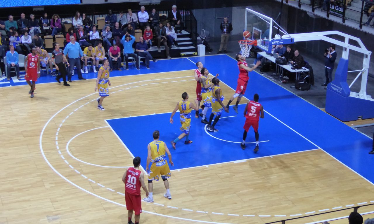 NM2 : Dans ce derby, Brissac Aubance Basket a été logiquement plus fort que Saint-Léonard (85-76).