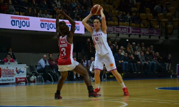 Coupe de France (1/4 de finale) : l’UFAB s’incline aux portes de la demi-finale face à Lyon Basket (77-80).