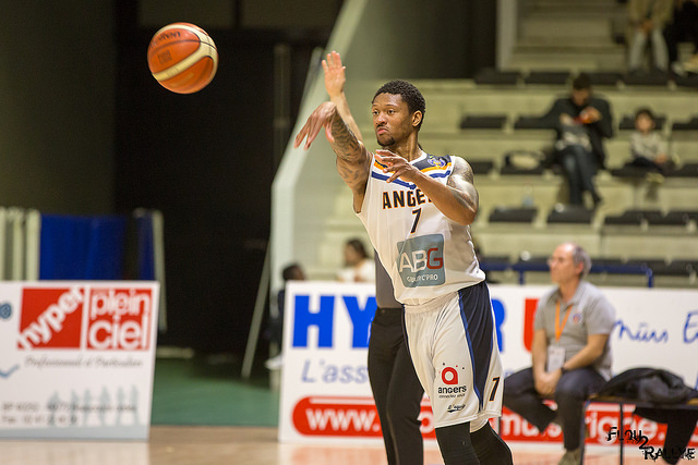 Auston CALHOUN, MVP du match.