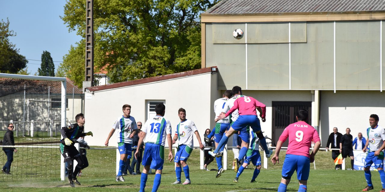 Victorieux de Chalonnes-Chaudefonds, le FCAM retrouve la pole position !