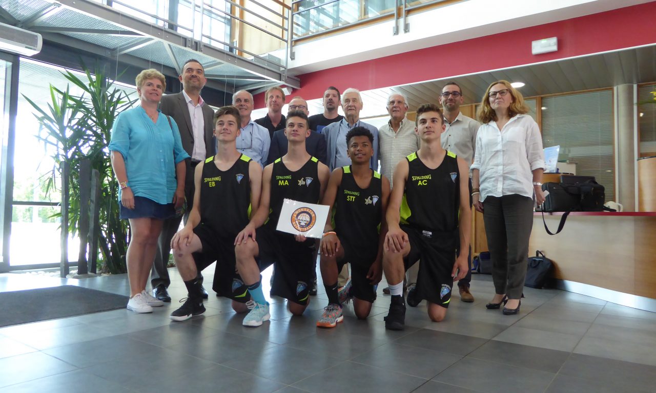L’Étoile Angers Basket signe une convention avec Mongazon.
