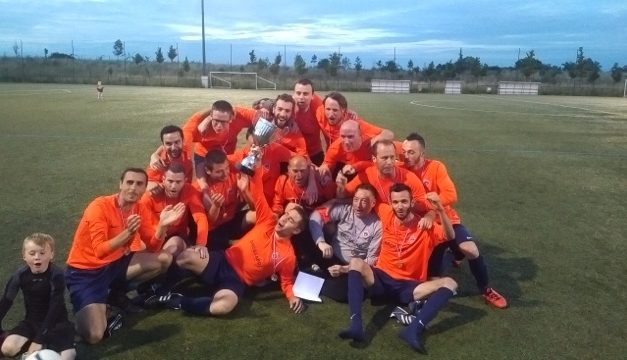 Victoire des loisirs de l’AS Saint-Sylvain d’Anjou en Finale de la coupe de l’Amitié.