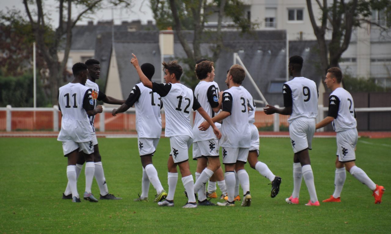 Les U19 du SCO solides face à Niort (1-0).