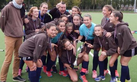 L’équipe U16 féminine des Pays de la Loire remporte le championnat inter-régions.