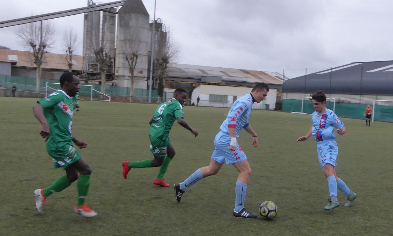 DSR (8e journée) : La Vaillante a complètement manqué sa première mi-temps face à Saint-Nazaire (1-3).