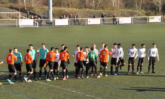 Le Foyer de Trélazé stoppé par Thouars. (Coupe Gambardella)