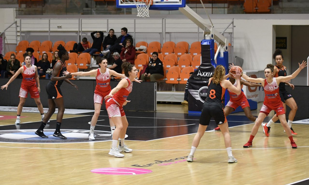 NF2 (15ème journée) : Mûrs-Érigné s’impose sur le fil face aux espoirs de Bourges (54-53).