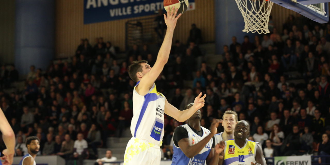 NM2 (16e journée) : L’étoile Angers Basket s’impose dans la douleur face à Calais (75-62).