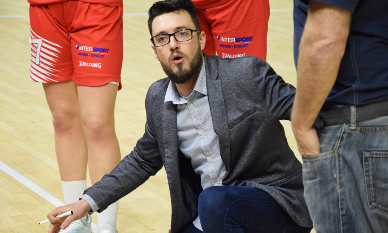 Julien HERAULT quitte l’équipe féminine de Mûrs-Érigné Basket Club, bilan de cette saison !