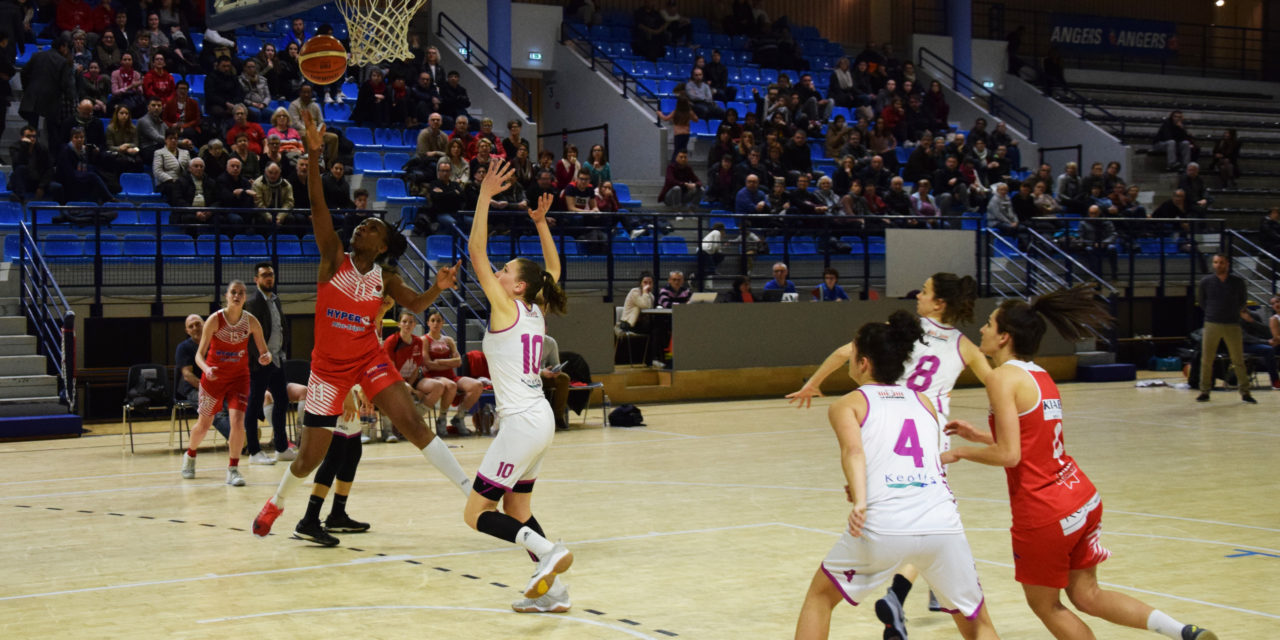 NF2 : Murs-Erigné souffre face aux espoirs de l’UFAB mais court vers les play-off (53-62)