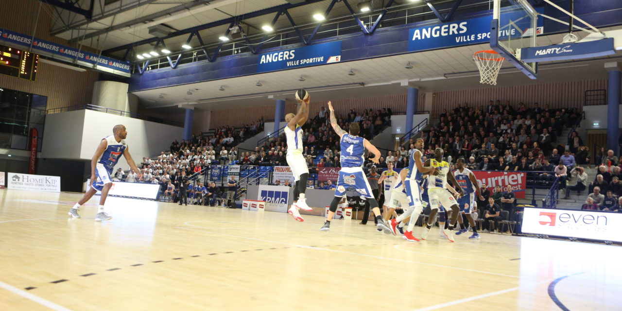 NM2 (20e journée) : Avec cette victoire, l’Étoile Angers Basket fait la très bonne opération face à Tours (90-74).