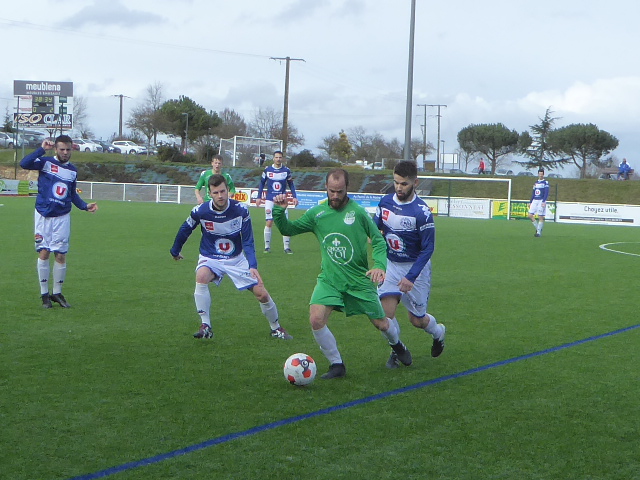DRH (14e journée) : Angers NDC s’est montré plus réaliste que Bouchemaine (3-0).