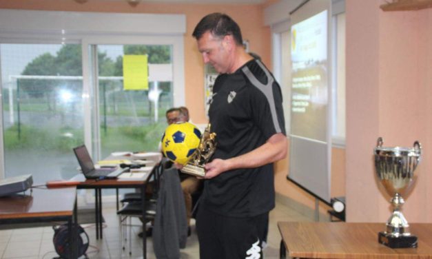 Mickaël JEMIN va poursuivre l’aventure à la tête du groupe seniors de l’AS Val d’Erdre-Auxence pour la saison 2018/2019.