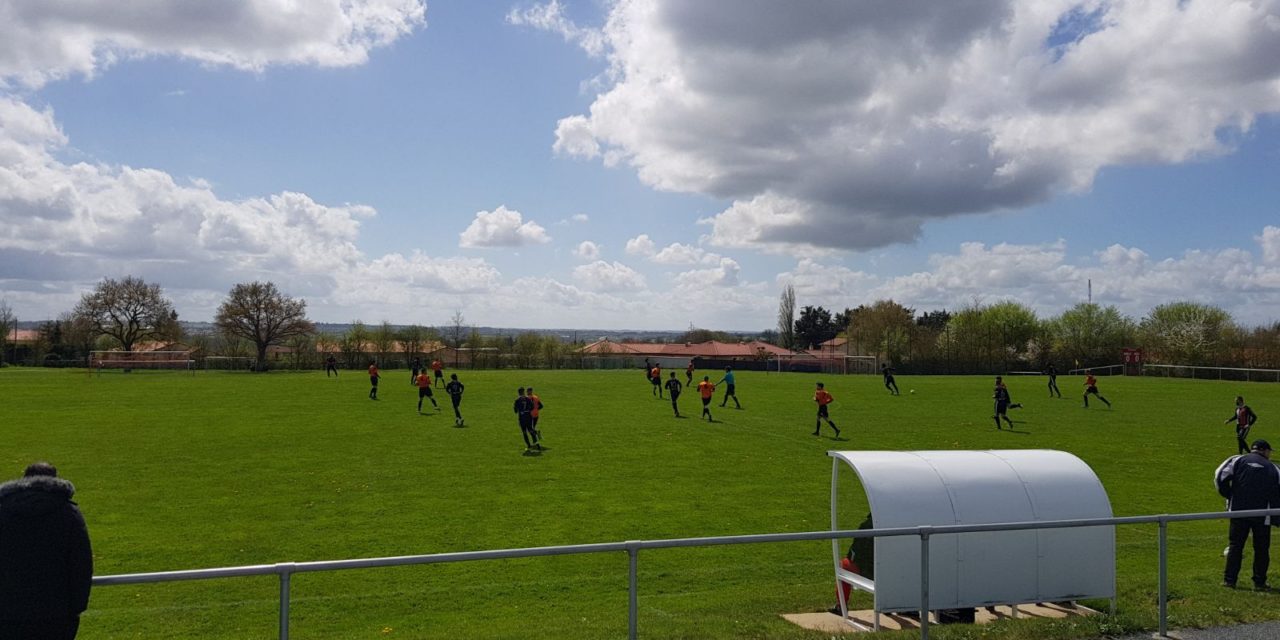 D1 (18e journée) : Cholet FCPC poursuit sur sa bonne dynamique face au Foyer de Trélazé (b) (5-1).