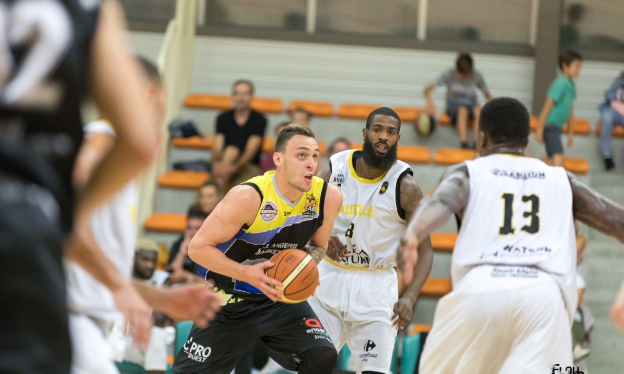 Amical : L’Étoile Angers Basket monte crescendo en puissance et s’impose face à la Rochelle (83-64).