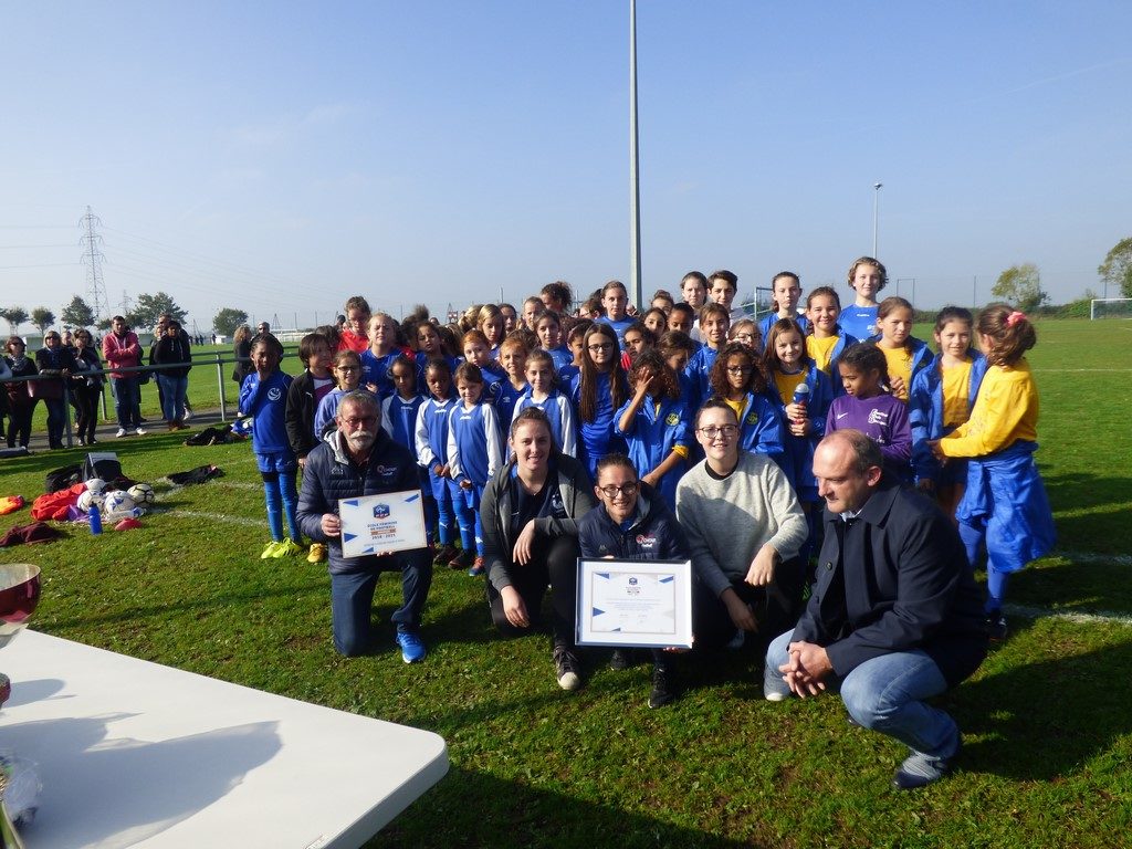 L’ASPTT Cholet Football a reçu le label Féminin, niveau Bronze, pour la période 2018/2021.