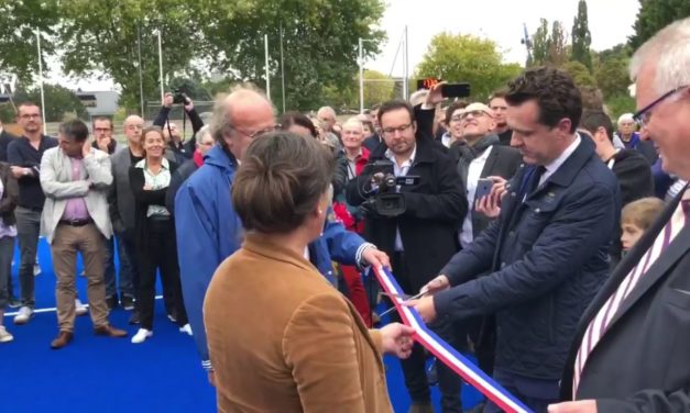 Le terrain de hockey sur gazon du stade Josette et Roger Mikulak a été inauguré, ce mercredi 10 octobre 2018.