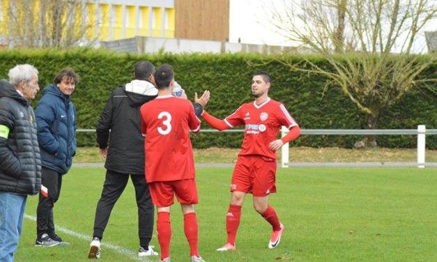 R2 (20e journée) : Mûrs-Érigné s’est baladé face à Saint-Berthevin (11-0).
