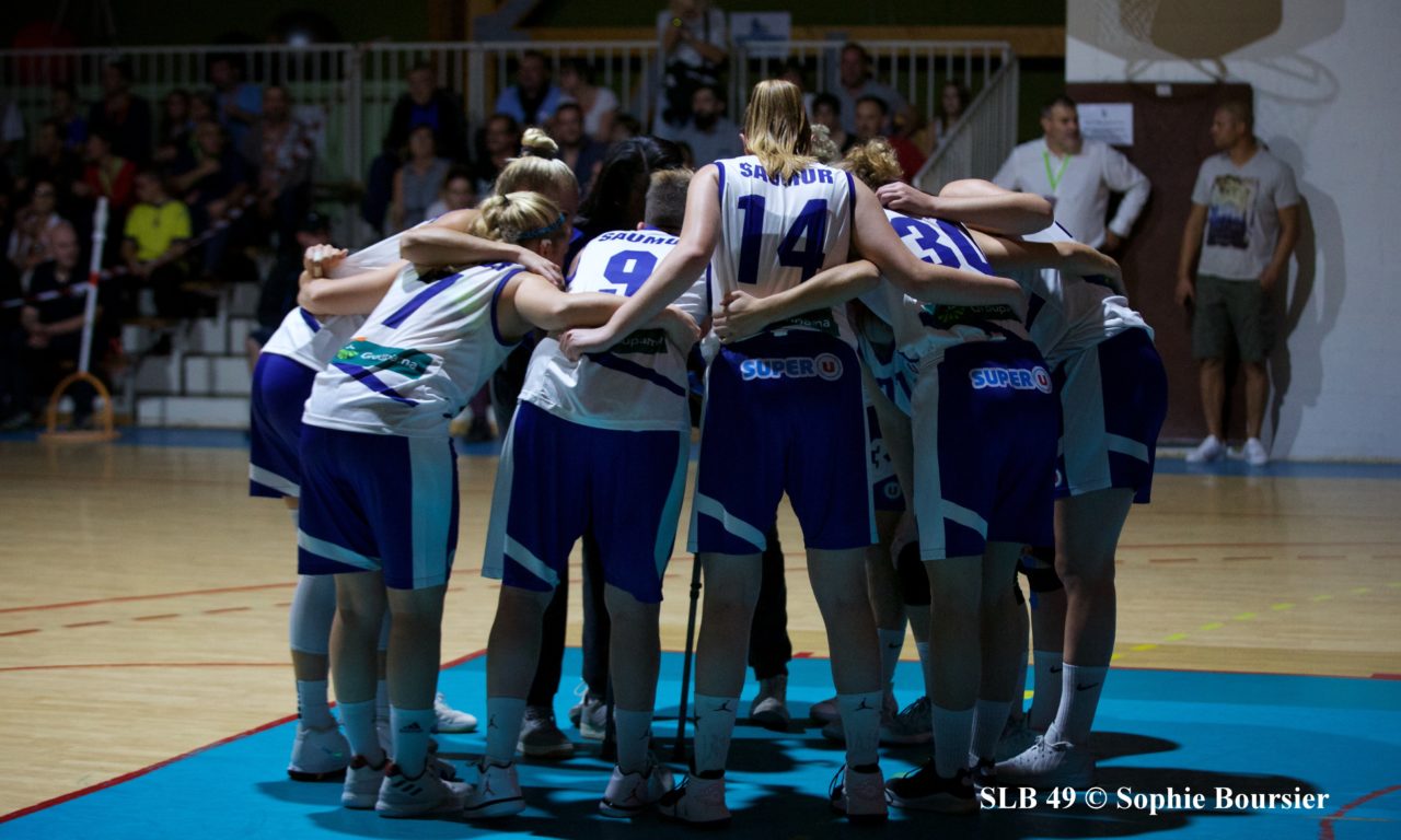 Les joueuses du Saumur Loire Basket 49 reçoivent Anglet, samedi soir à 20h00.