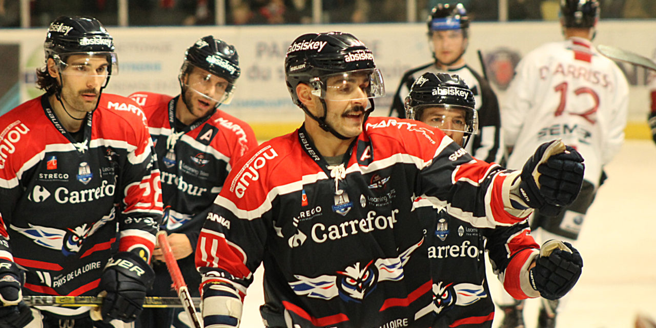 Ligue Magnus (28e journée) : Angers prend sa revanche de fort belle manière à Chamonix (6-3).