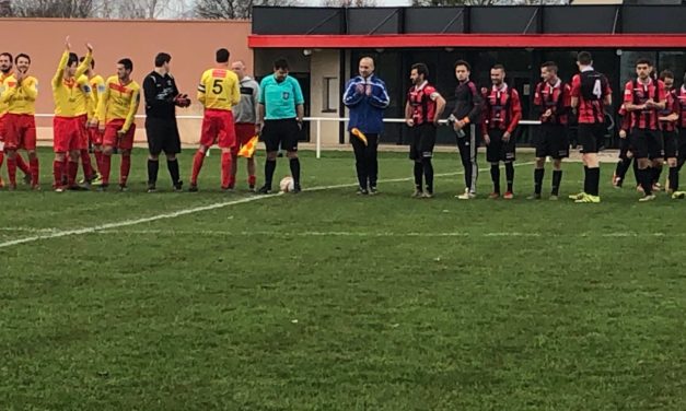 D2 (9e journée) : Longuenée-en-Anjou a perdu le match en première mi-temps face à Combrée (4-3).