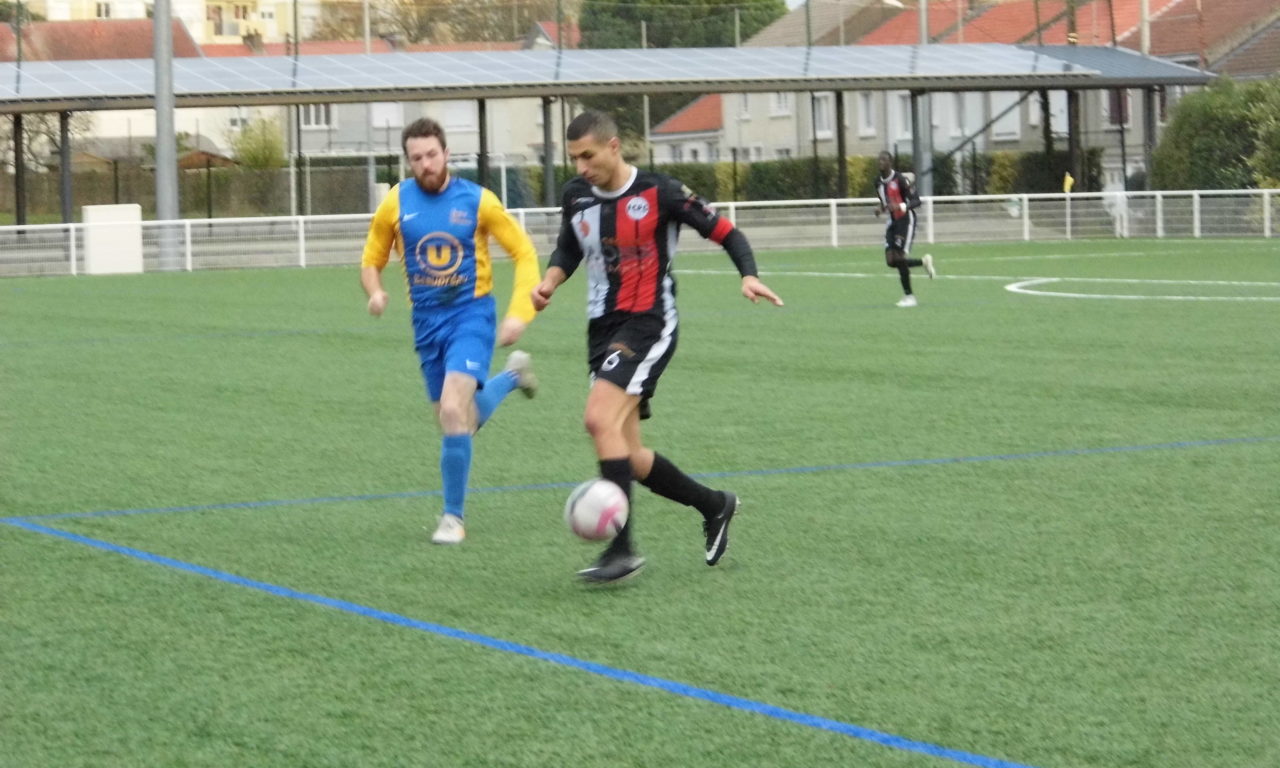 R3 (9e journée) : Beaupréau fait tomber le leader du Cholet FCPC pour la première fois en championnat (3-1).