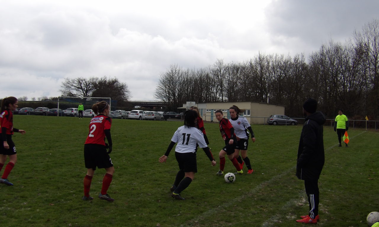 R2 Féminine (10e journée) : Belle victoire des Choletaises sur les Herbretaises (2-0).