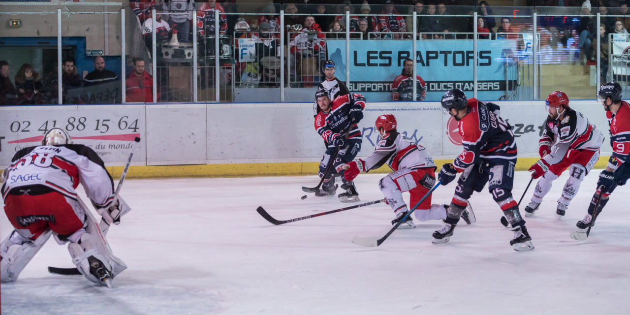 Ligue Magnus (30e journée) : Angers a su rebondir face à Anglet (4-2).