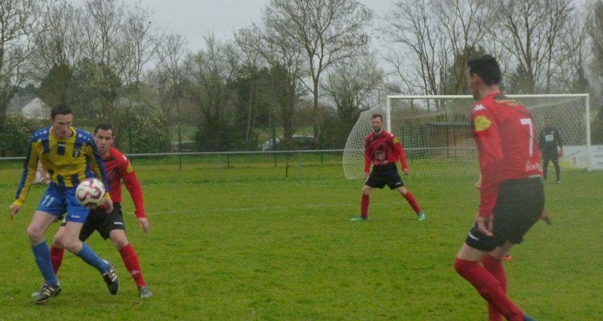 D2 (15e journée) : Villevêque-Soucelles remporte une victoire importante face à Val d’Erdre-Auxence (2-1).