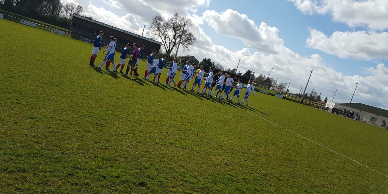 R3 (16e journée) : Tout s’est joué en première mi-temps entre Doué-la-Fontaine et Vihiers (4-1).