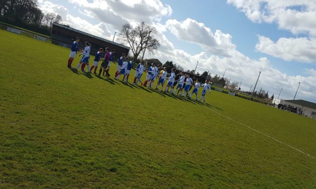 R3 (16e journée) : Tout s&rsquo;est joué en première mi-temps entre Doué-la-Fontaine et Vihiers (4-1).