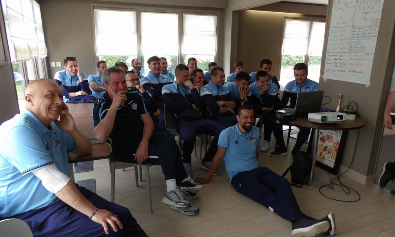 Dans les yeux bleu ciel de l&rsquo;Avenir Sport Saint-Pierre Montrevault.