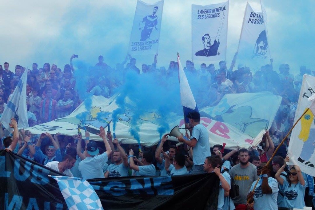 Quentin GIREAULT : Le Kop Mavoisie est réputé pour ses valeurs d’encouragement et de fair-play.