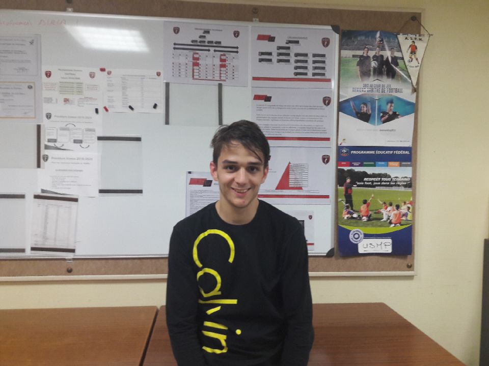 Gaëtan DELETRE : L&rsquo;objectif des U19 sera le maintien en première division.