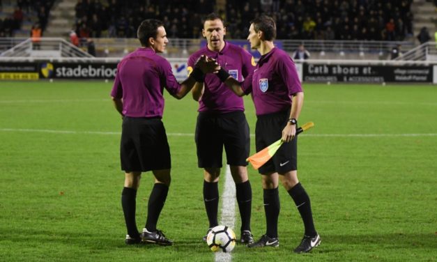 Baptiste JANNIOT : Les qualités d’un arbitre doivent être la passion et le courage.