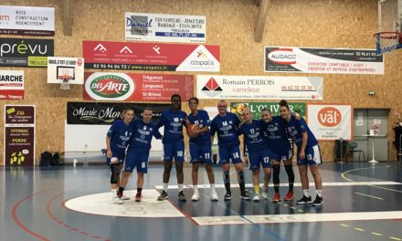 Les joueuses du Saumur Loire Basket 49 s’inclinent après prolongation à Trégueux, ce samedi.