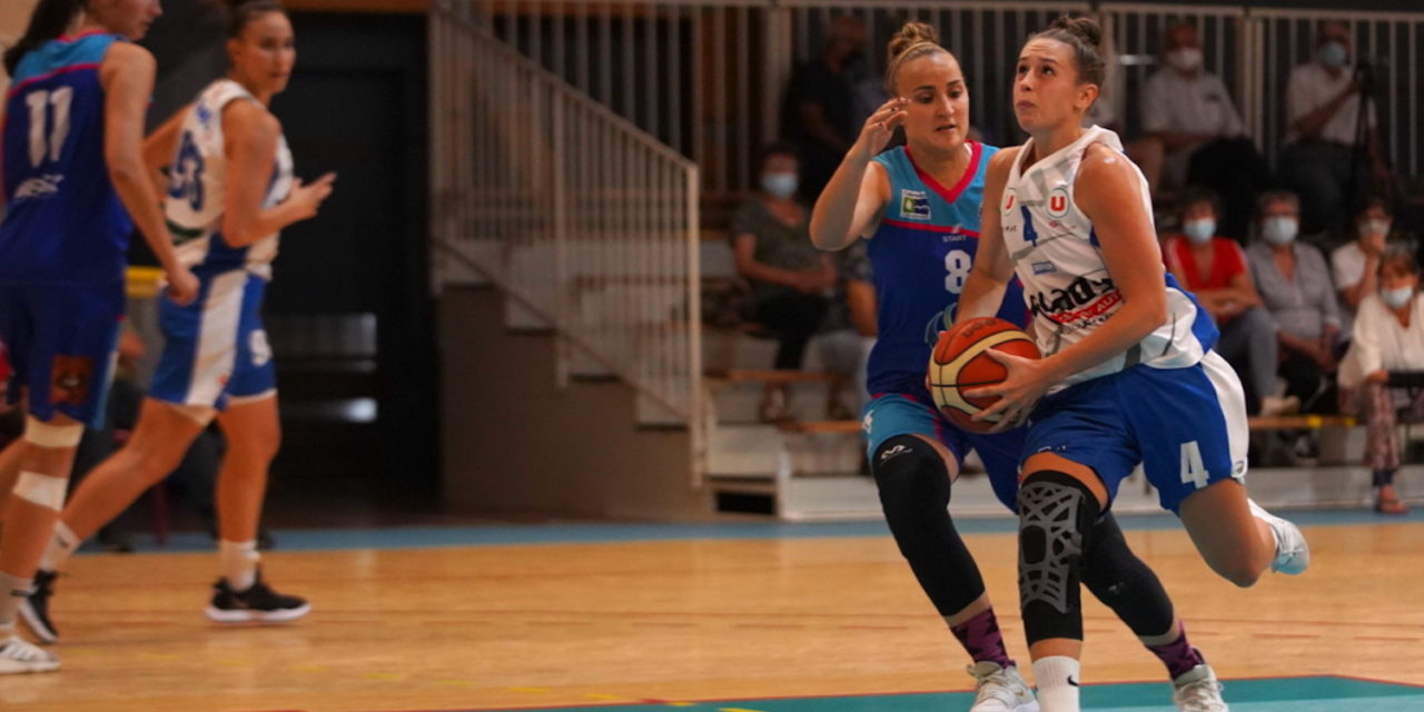 Les joueuses du Saumur Loire Basket 49 en déplacement à Trégueux, ce samedi.