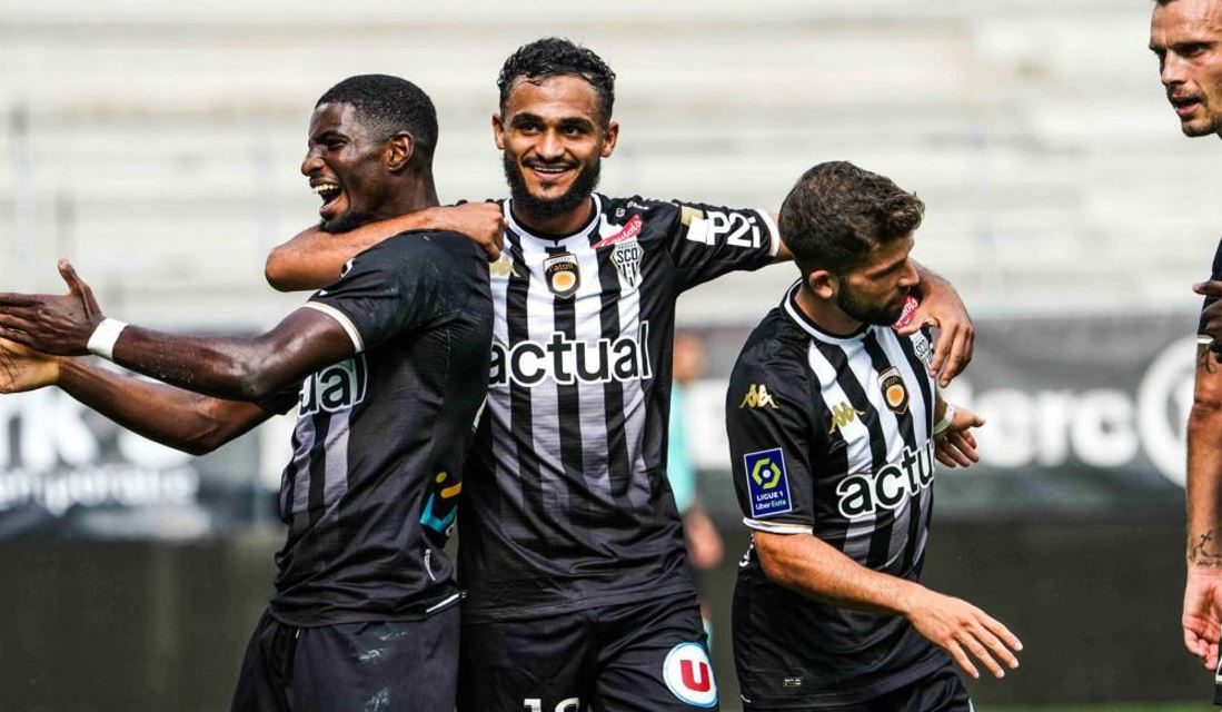 L1 (J4) : Angers SCO aura souffert, mais s’impose face au Stade Rennais (2-0).