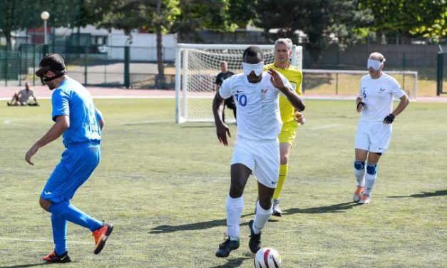 Cécifoot : un match international à Angers.