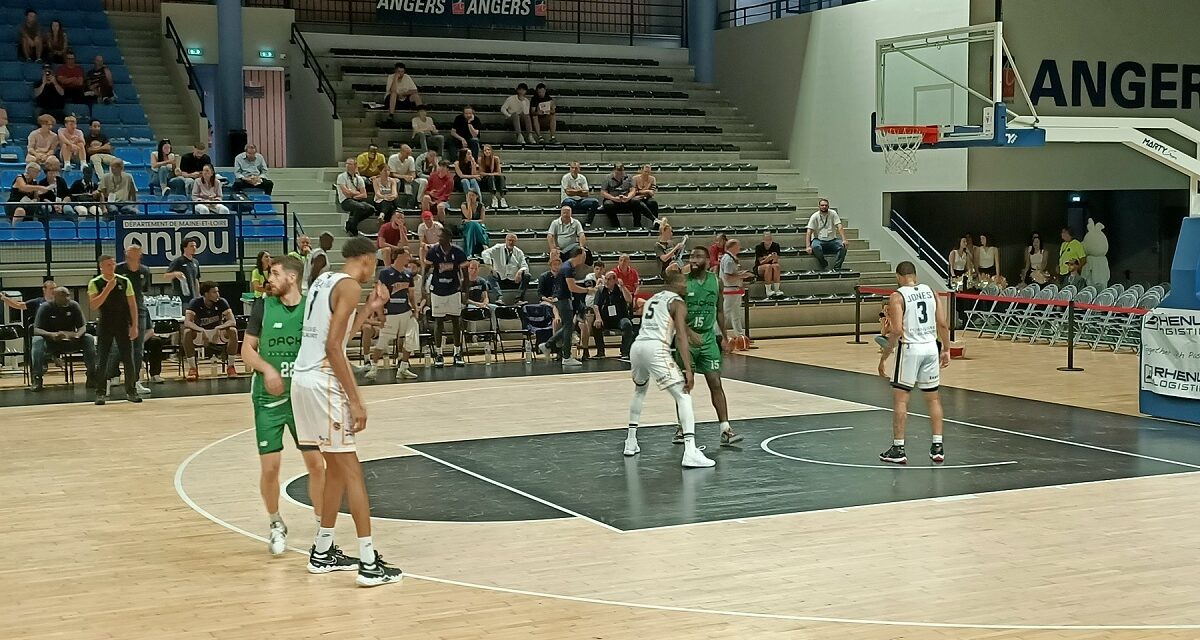 Prostars : Victor WEMBANYAMA porte les Métropolitans (86-79).