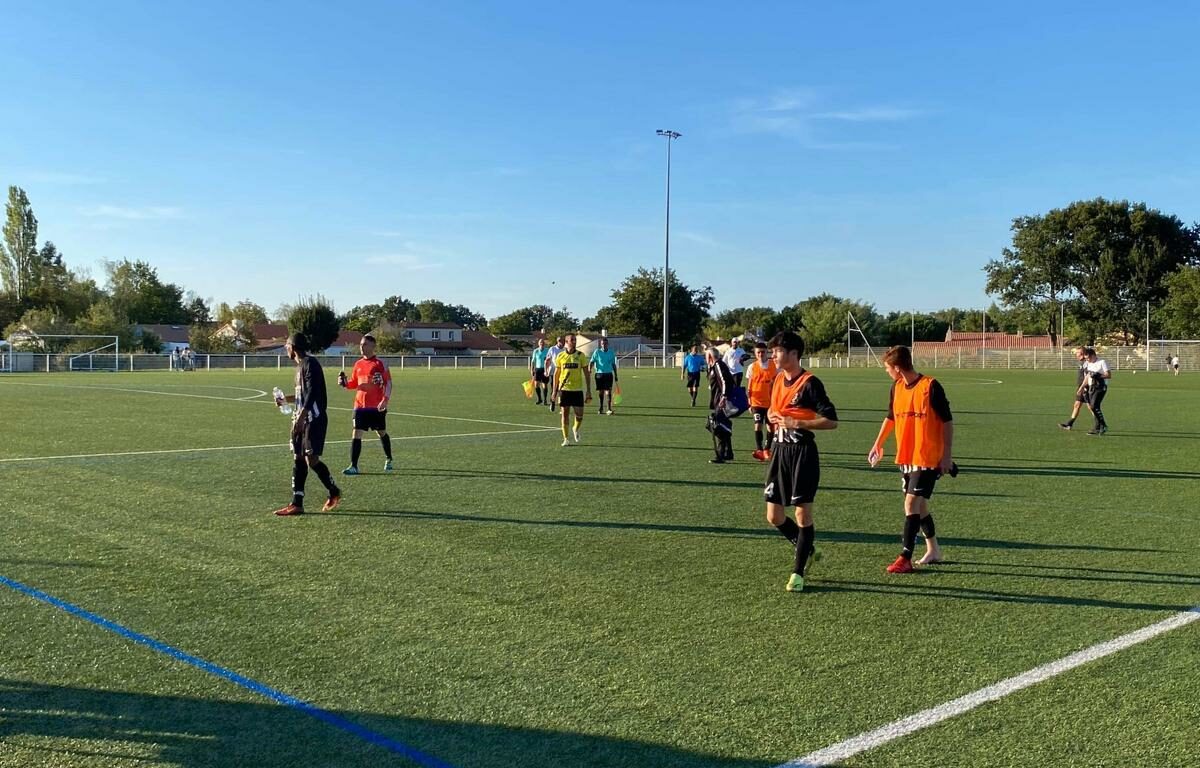 R3 (J1) : Défaite logique de Liré Drain en déplacement.