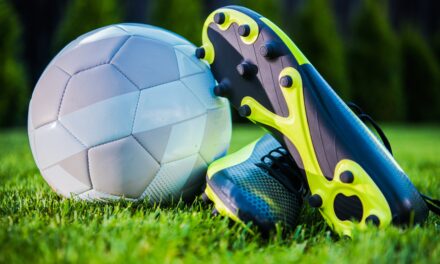 Comment choisir de bonnes chaussures de football pour un adolescent ?