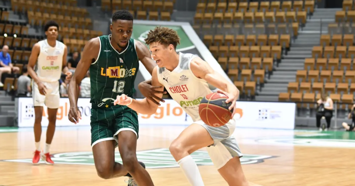 Trophée du Futur 2023 : Mené par Tidjane SALAUN, Cholet Basket écrase le CSP Limoges et remporte son 7e titre dans la compétition.